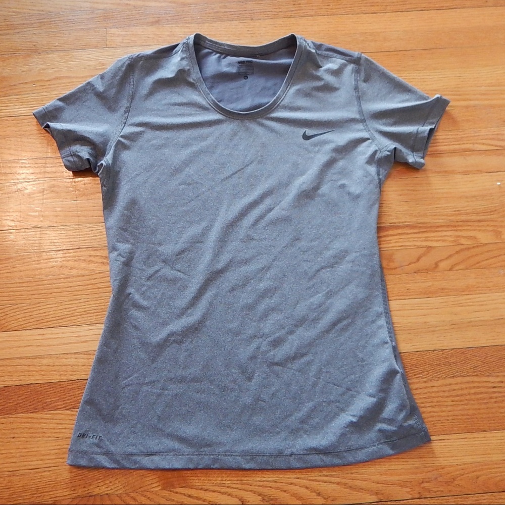 Nike Pro  NWOT Dri Fit Shirt sz XL